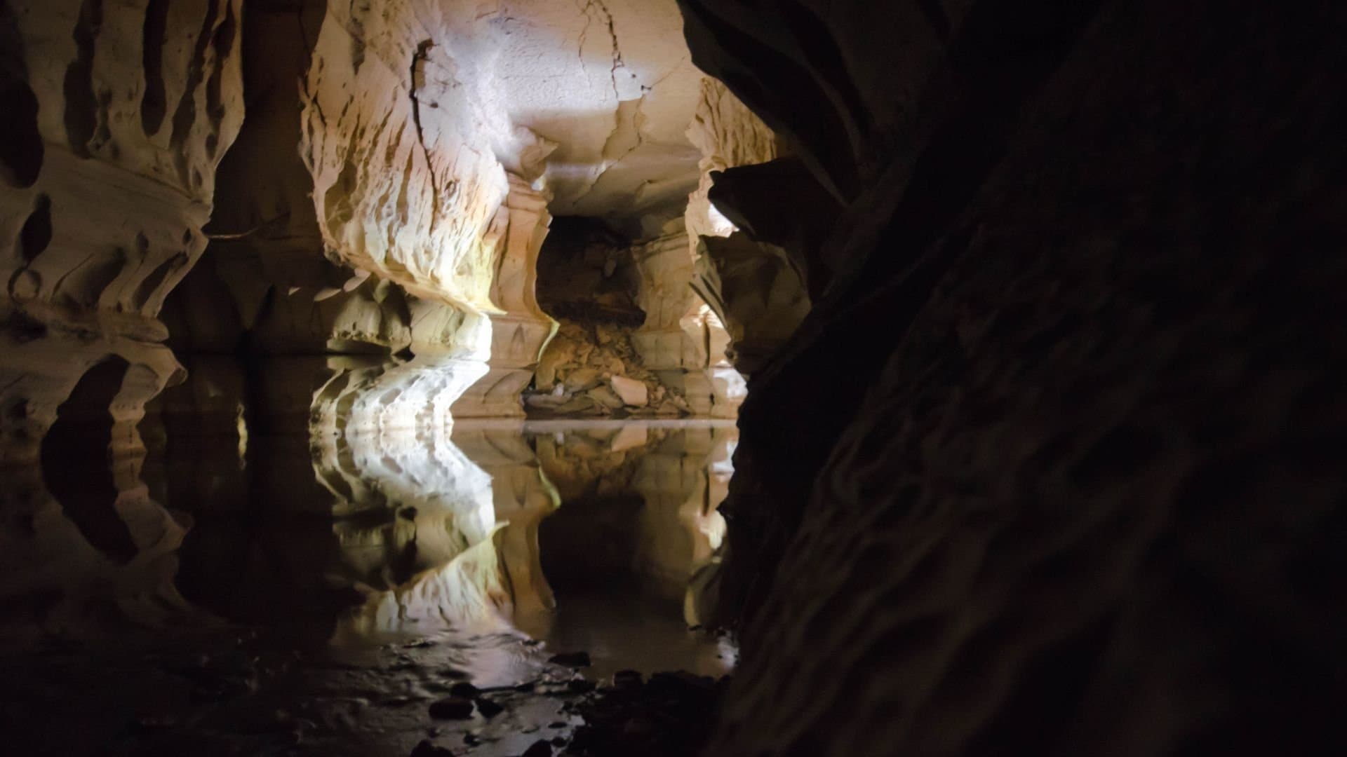 Sof Omar Cave